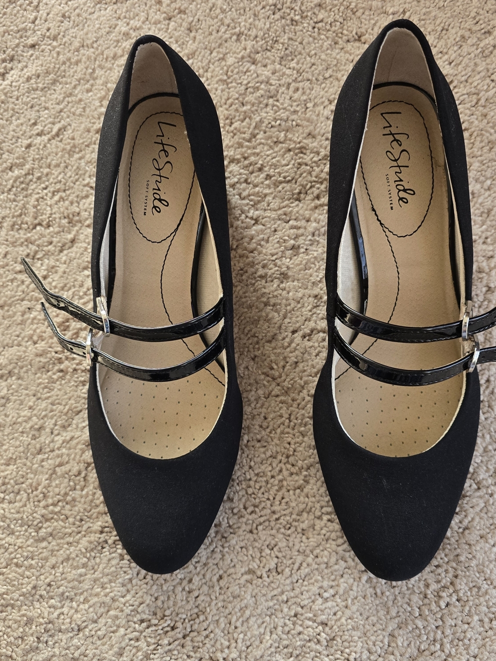 Life Stride Black Mary Jane Pumps with Double Straps
